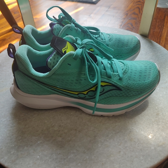 Girls/Women's Running shoes - Picture 3 of 5